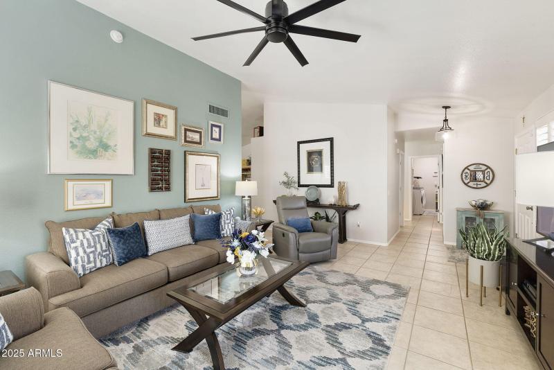 large-019a2ac4-c869-73b7-87d2-f82df8fed6