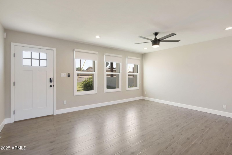 8-web-or-mls-_DSC3291