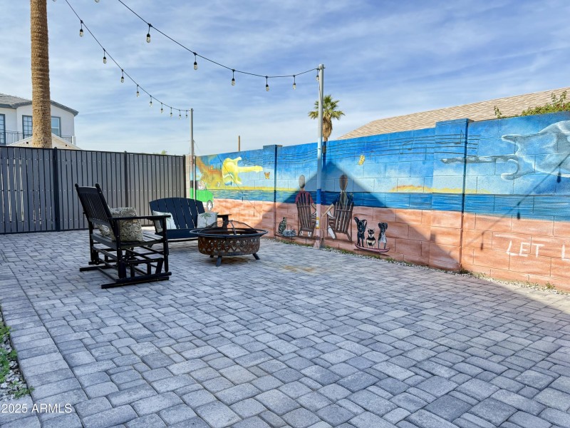 Sideyard patio/Firepit