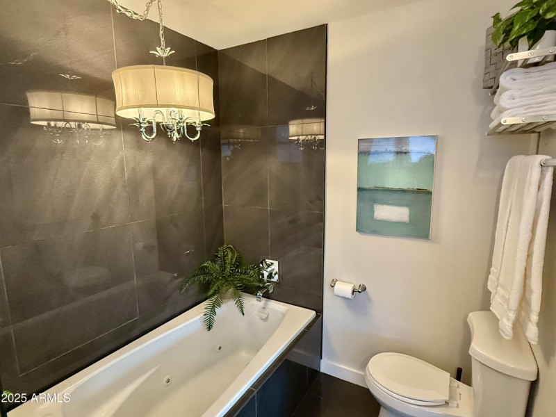 Master Bathroom Spa Tub