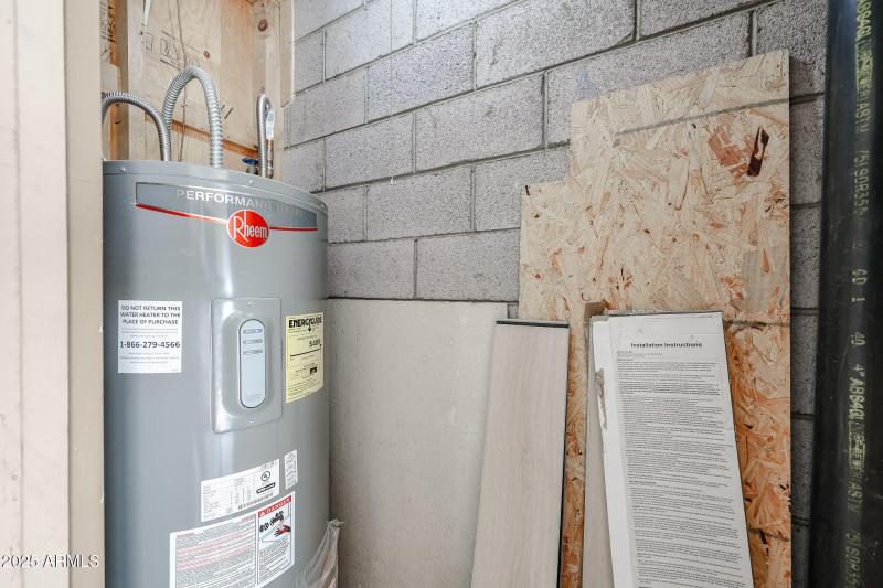 OUTDOOR STORAGE CLOSET