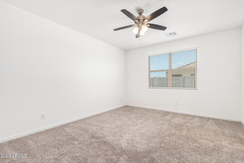 27 - Clydesdale 4470