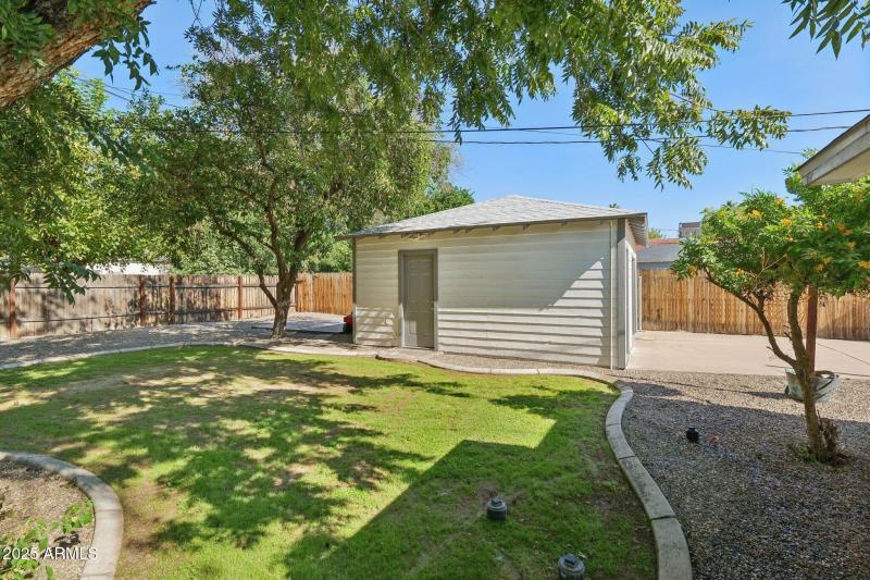 39-web-or-mls-1110-w-heatherbrae-dr