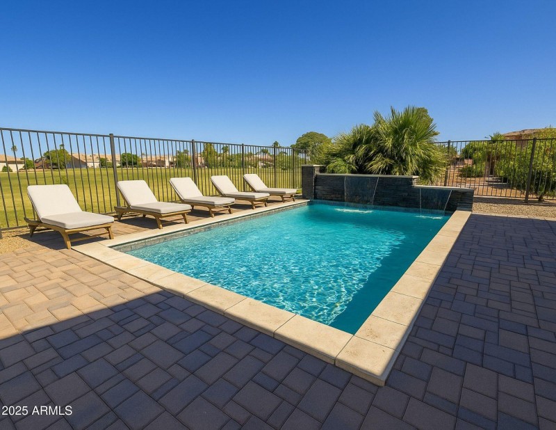 Pool with Water Feature