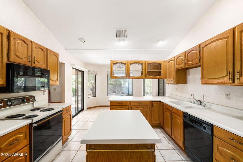 15245 E Palomino Blvd - 17