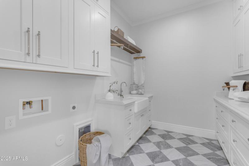 49_0124_a4m_cloud creek