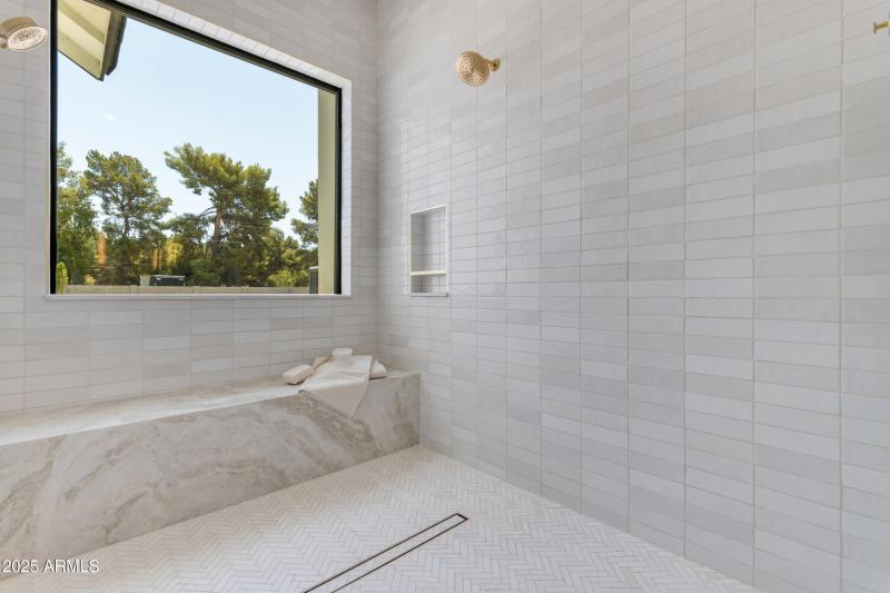 71_0193_a4m_cloud creek