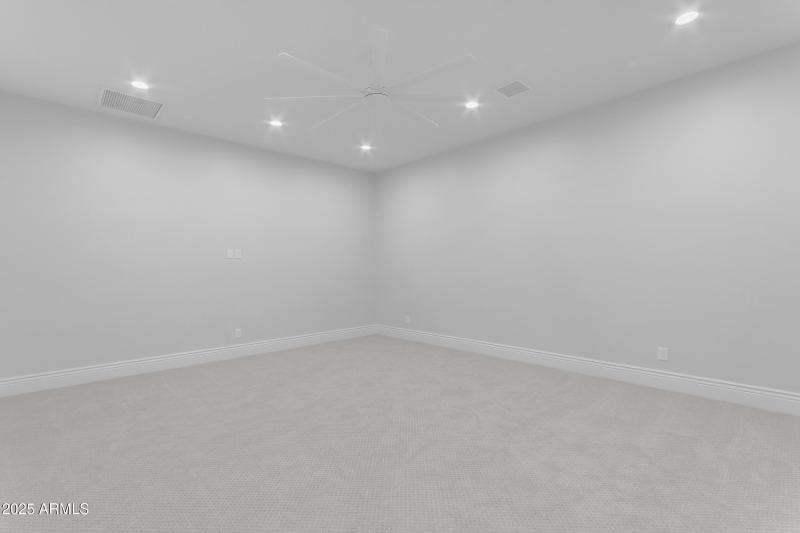 80_0220_a4m_cloud creek