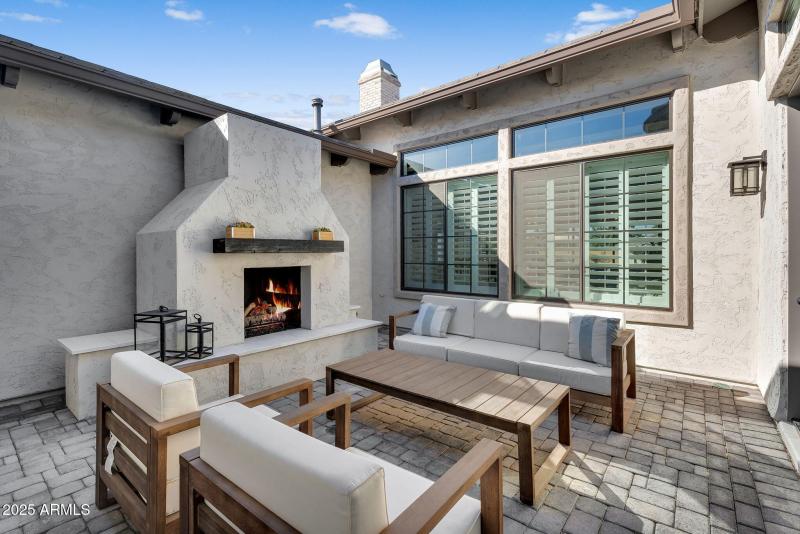 94-web-or-mls-Julep-67