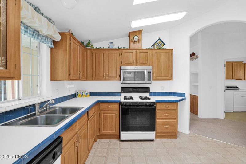 Kitchen - Plenty of Storage