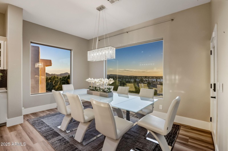 50-web-or-mls-18422 N 14th St Phoenix, A