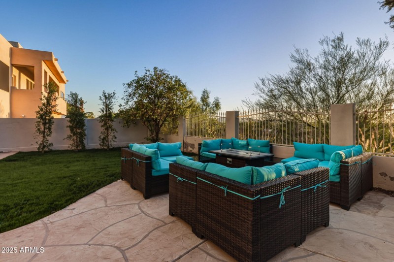 99-web-or-mls-18422 N 14th St Phoenix, A