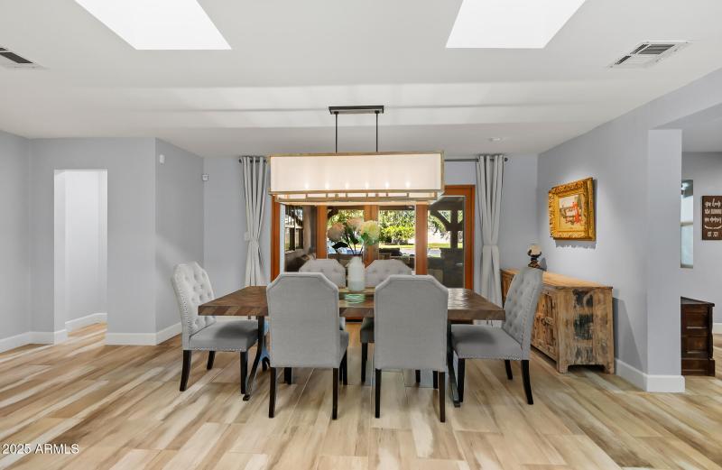 D18518A3-2F0C-4B7D-A4A2-787C70D10C90