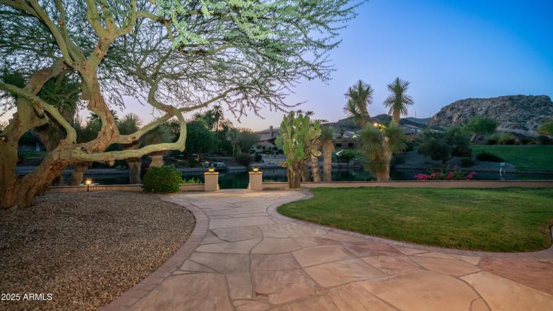 Lake & Mountain Views