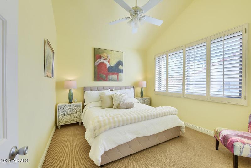 KING SIZE GUEST ROOM 1