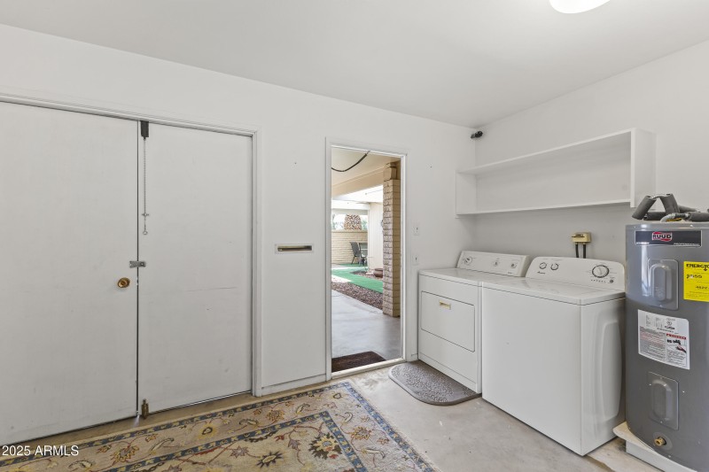 UTILITY / STORAGE ROOM