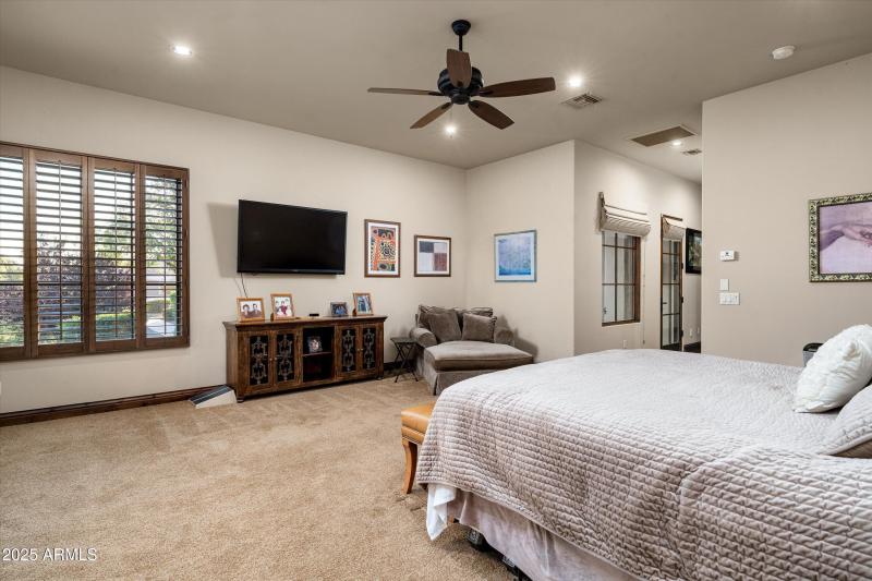 35-4610 E Meadowview Dr (35 of 73)