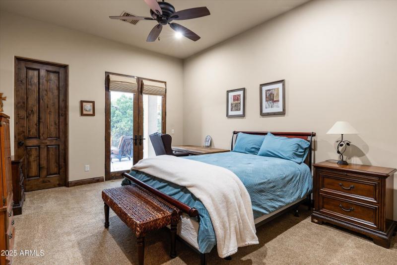 40-4610 E Meadowview Dr (40 of 73)