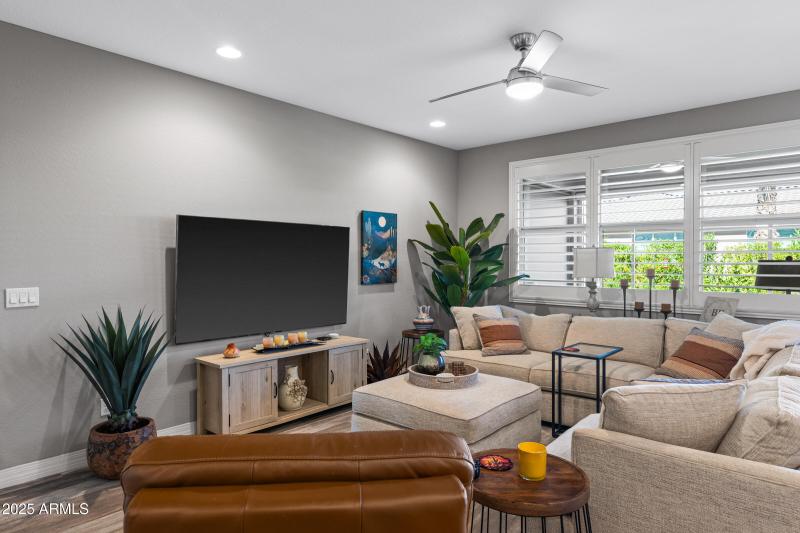 41574 W Summer Wind Way-9