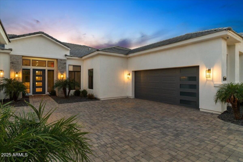 004-Front of home twilight