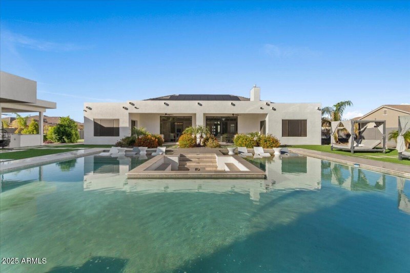 077-Back of home and pool