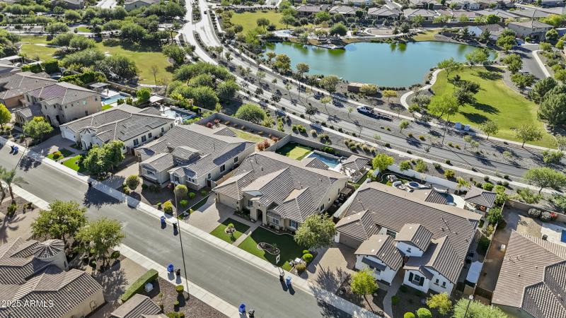 73_dji_20251031090816_0015_d