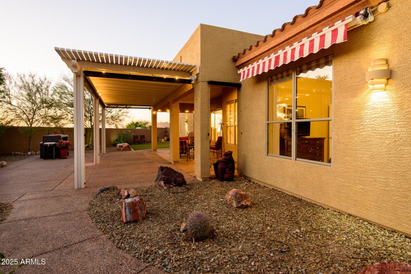 Come around the coner from the