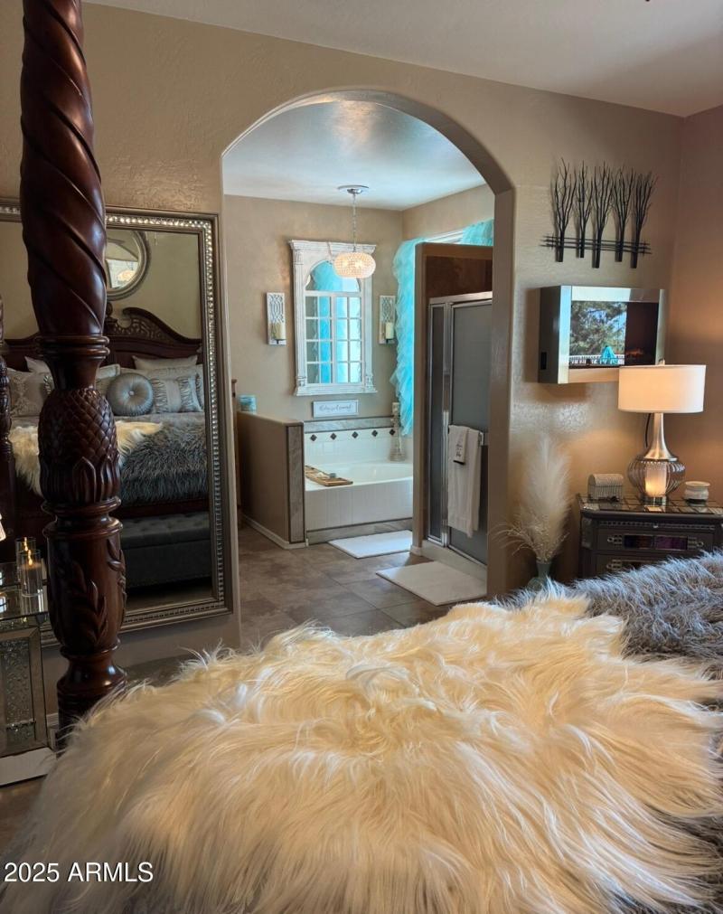 MASTER BEDROOM TO BATHROOM