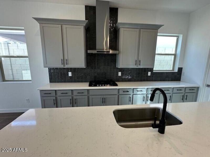 Sanc Lot 21 - Kitchen 8