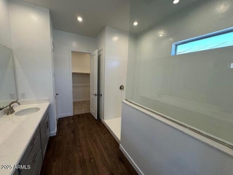 Sanc Lot 21 - Primary Bath 1