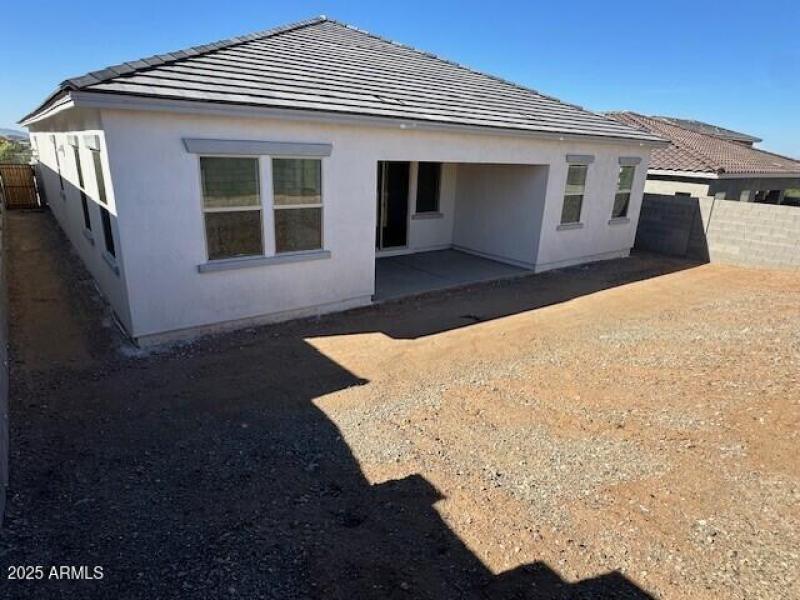 Sanc Lot 21 - Backyard 4