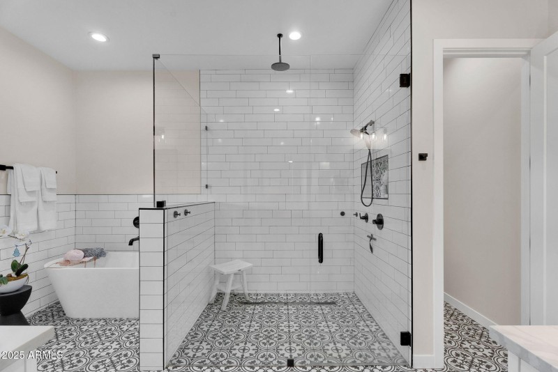 32-web-or-mls-4072 E Weston Ln -24