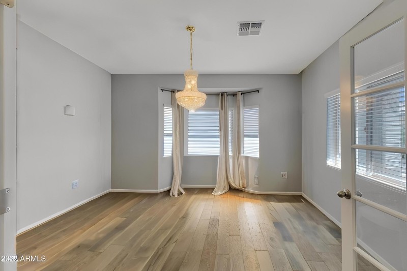 20251101041807099506000000-o - Furniture