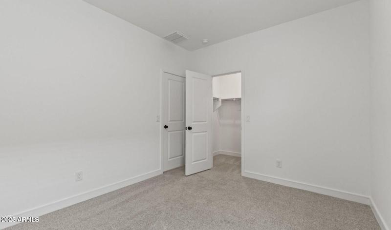 20250923212441504195000000-o