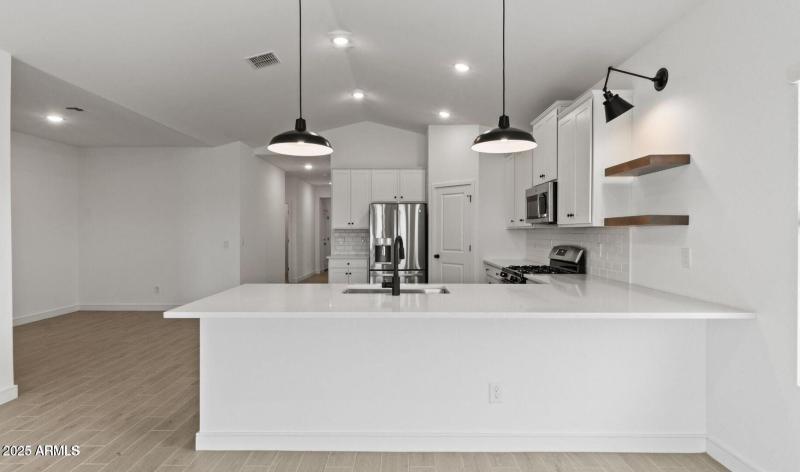 20250923212442292633000000-o