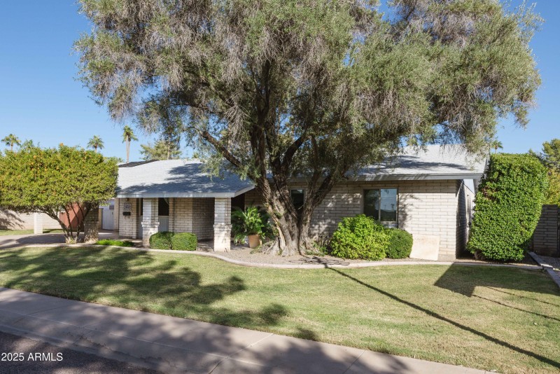 7125 N 20th Ave-7691