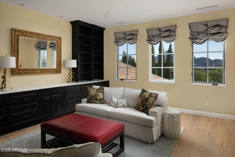 Guest Hang out room view