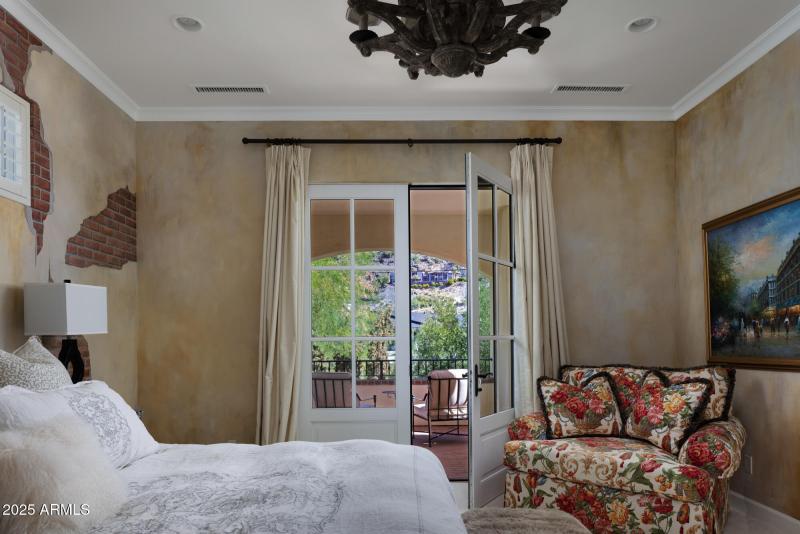 Junior Suite with Balcony