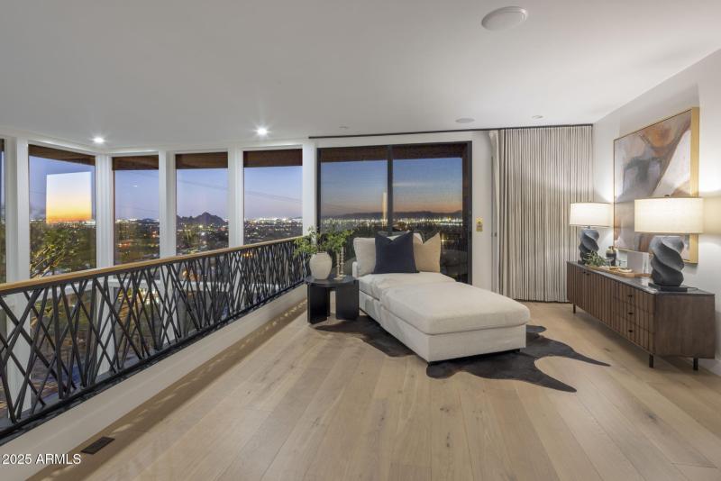 Valle Vista Hillside