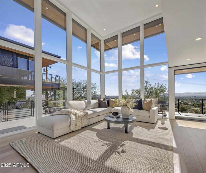 Valle Vista Hillside