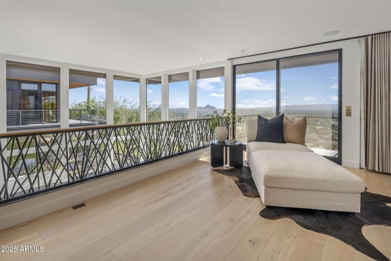 Valle Vista Hillside