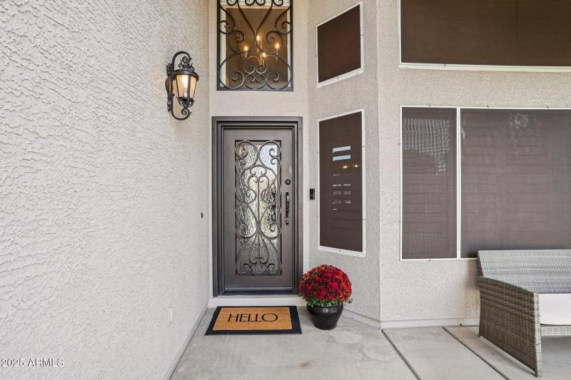 7-web-or-mls-N 76th Dr-S0111-005