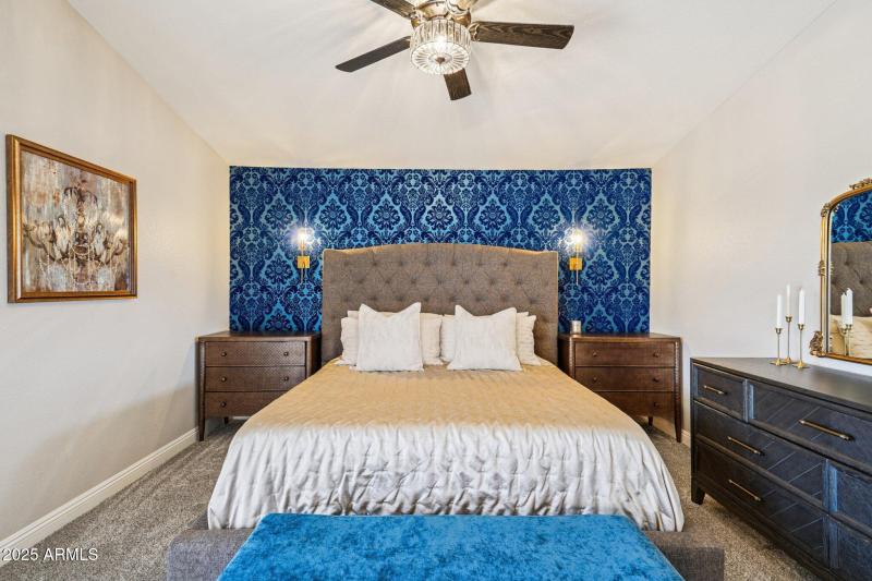 40-web-or-mls-N 76th Dr-S0111-038