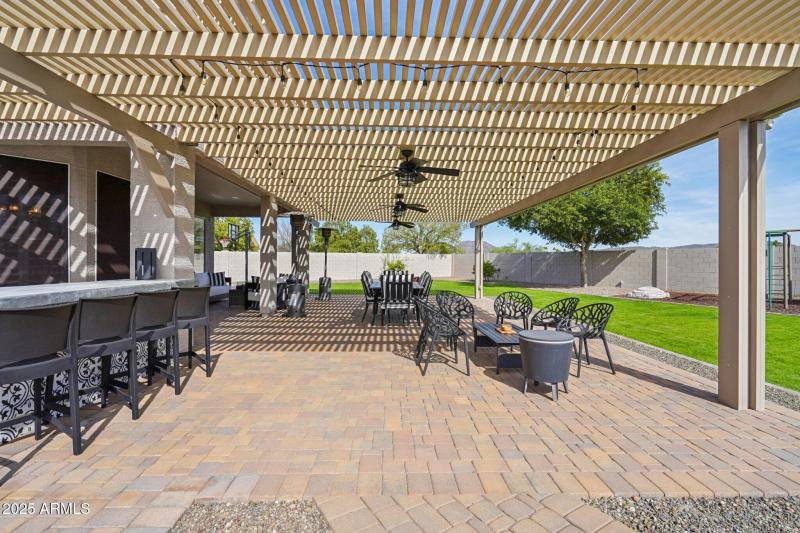 59-web-or-mls-N 76th Dr-S0111-057