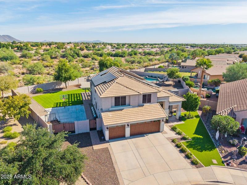 66-web-or-mls-N 76th Dr-S0111-064