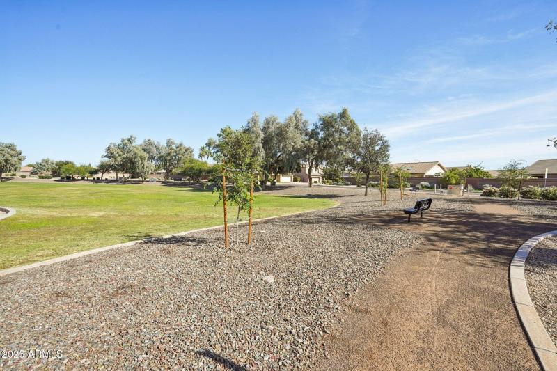 90-web-or-mls-N 76th Dr-0111-908