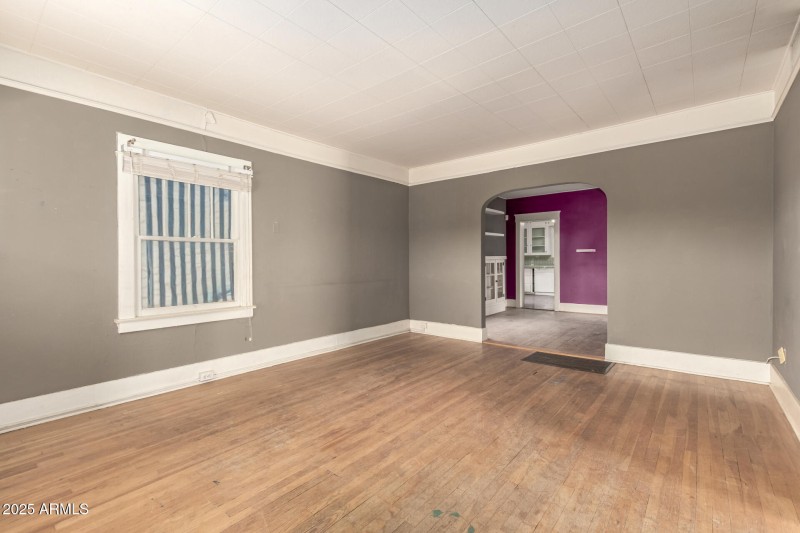 Windsor North Facing Into Living Room