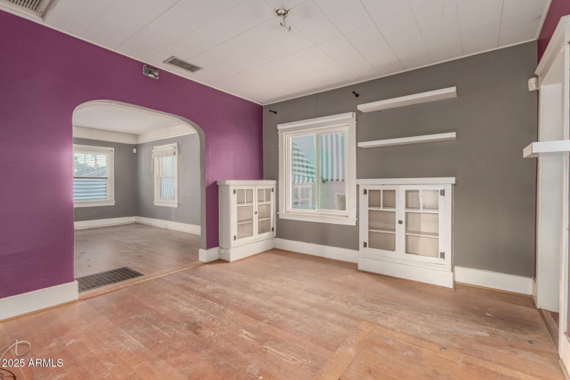 Windsor West Facing Living Room