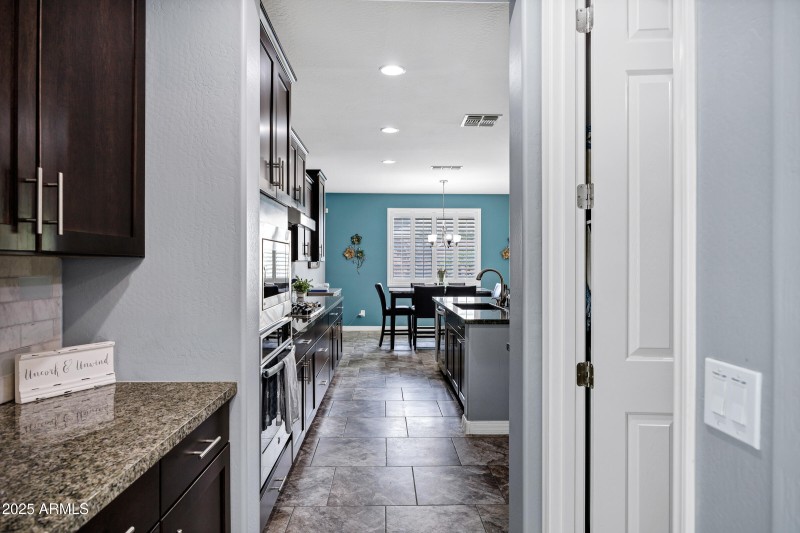 3728 E Narrowleaf Dr-20