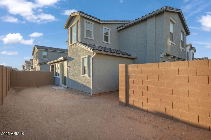 14615 W Sand Hills Rd ~ Ready Now!